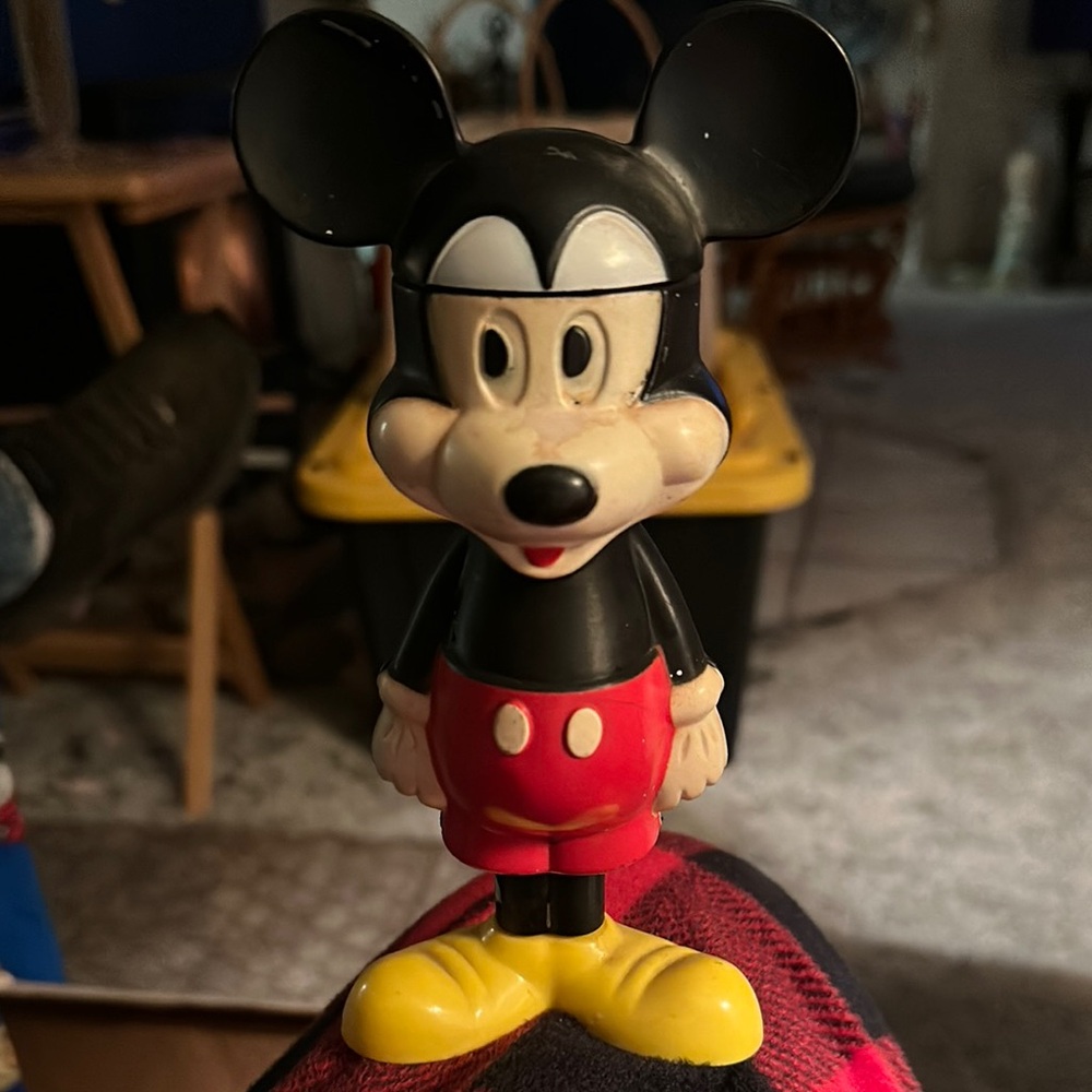 Avon Red and Black Action Figure Playset